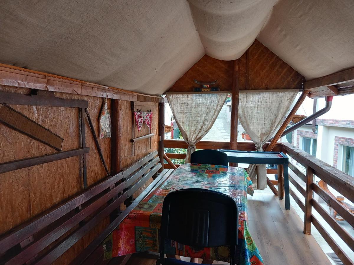 Casa Rariana 호텔 Călimăneşti 외부 사진